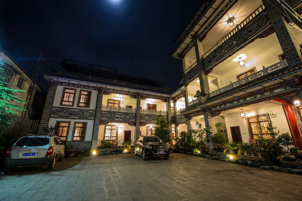 Yinfeng Hotel ต้าหลี่ ภายนอก รูปภาพ