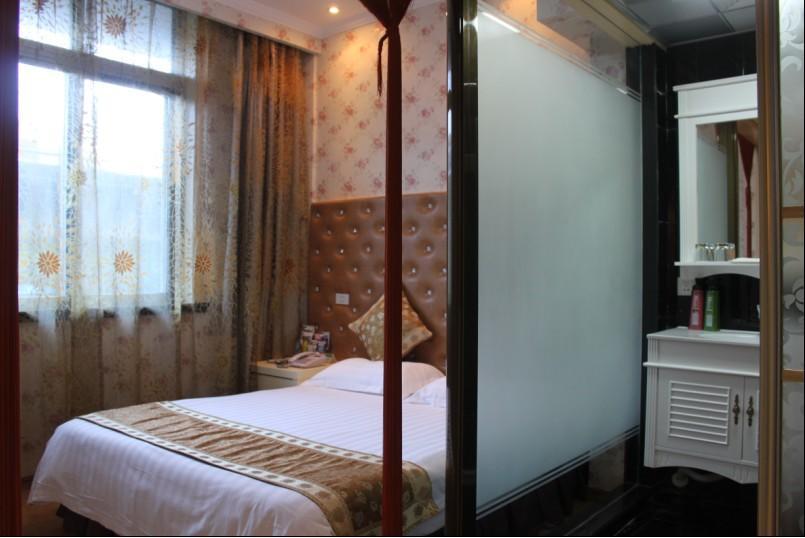 Yinfeng Hotel ต้าหลี่ ห้อง รูปภาพ
