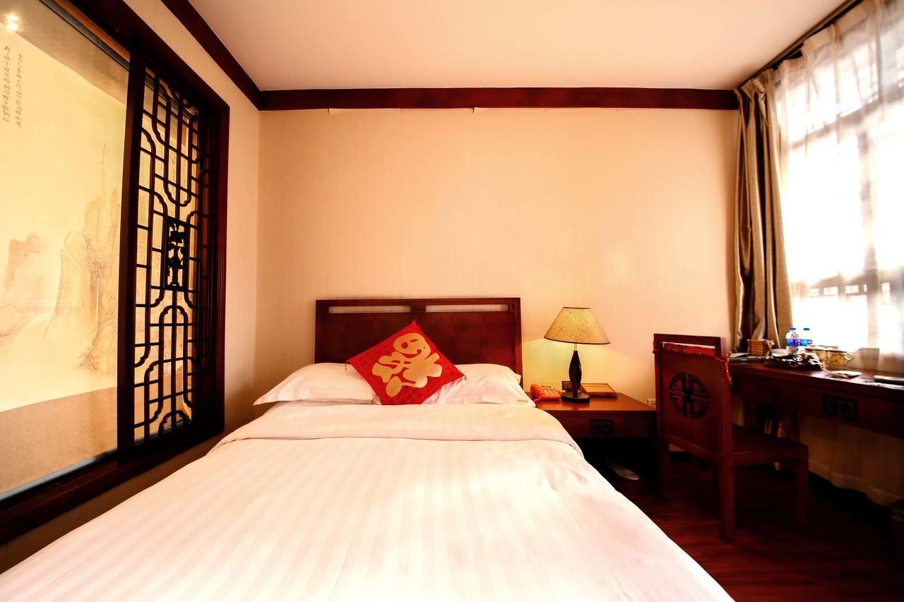 Yinfeng Hotel ต้าหลี่ ภายนอก รูปภาพ
