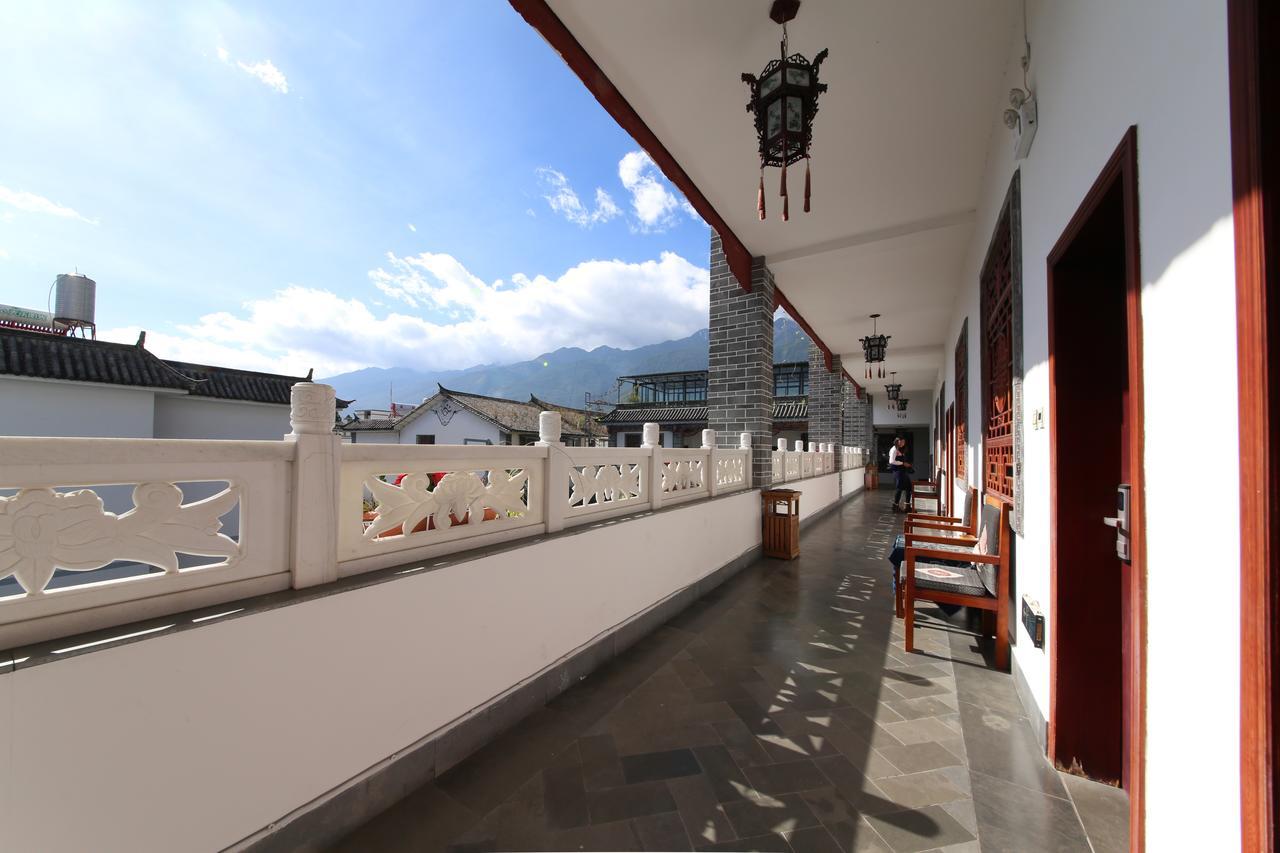 Yinfeng Hotel ต้าหลี่ ภายนอก รูปภาพ