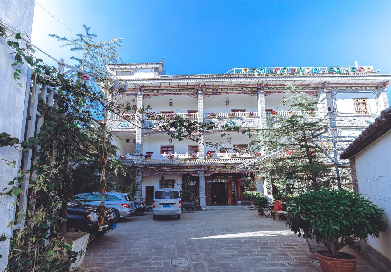 Yinfeng Hotel ต้าหลี่ ภายนอก รูปภาพ