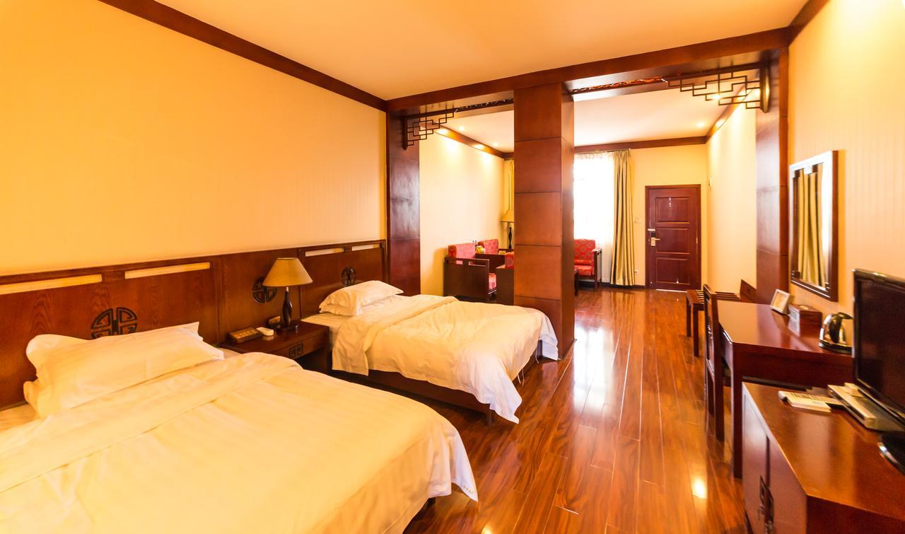Yinfeng Hotel ต้าหลี่ ภายนอก รูปภาพ